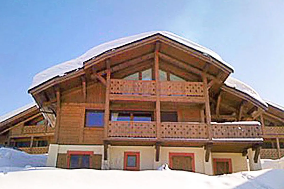 Chalet Amitie Familial De Luxe Avec Jacuzzi, A 150 M Des Pistes De Ski De La Turche, Parking Prive, Wifi Fibre, Cheminee Avec Bois, Les Gets