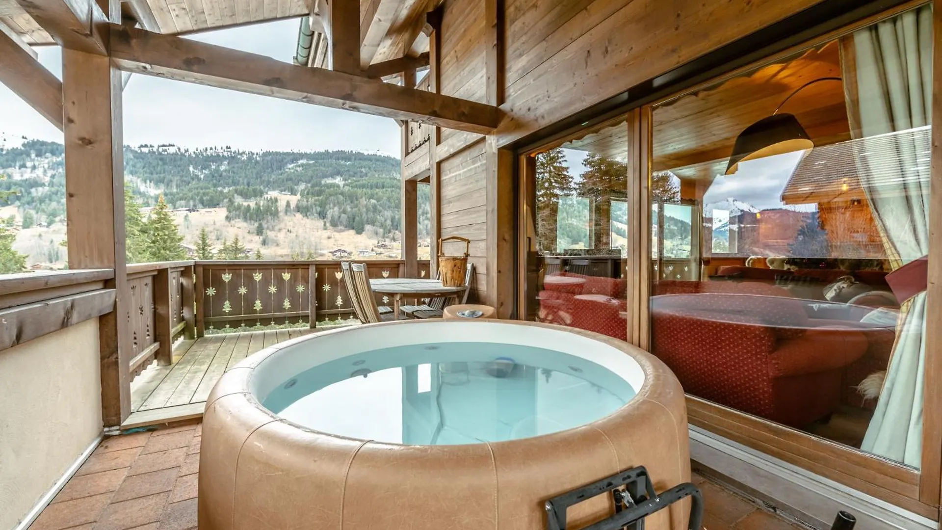 Chalet Amitie Familial De Luxe Avec Jacuzzi, A 150 M Des Pistes De Ski De La Turche, Parking Prive, Wifi Fibre, Cheminee Avec Bois, Les Gets France