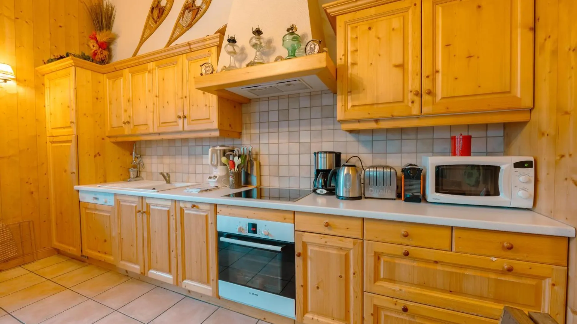 Chalet Amitie Familial De Luxe Avec Jacuzzi, A 150 M Des Pistes De Ski De La Turche, Parking Prive, Wifi Fibre, Cheminee Avec Bois, Les Gets